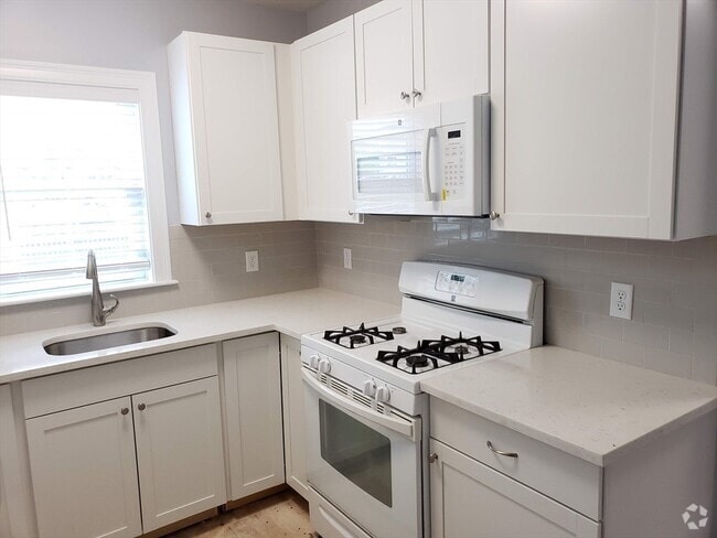 Building Photo - 119 W Adams St Unit 119 Rental