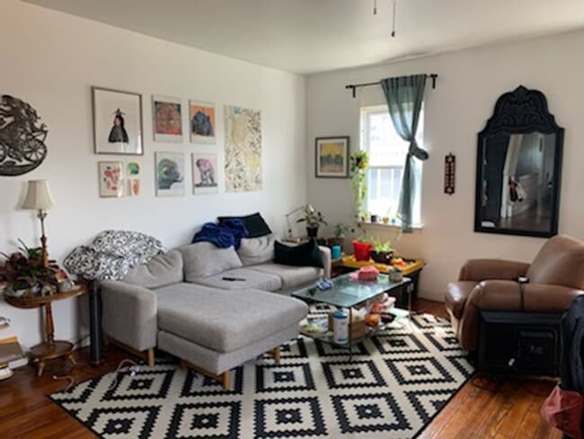 Photo - 931 S 10th St Unit 3rd Floor