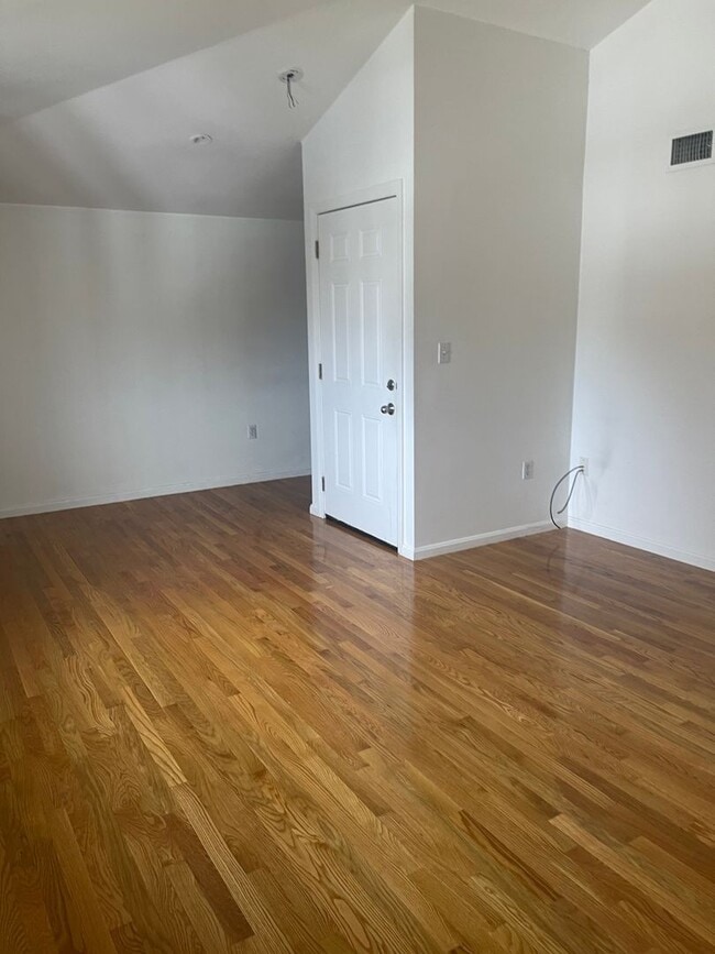 Photo - Myrtle Investment LLC Unit 5-3