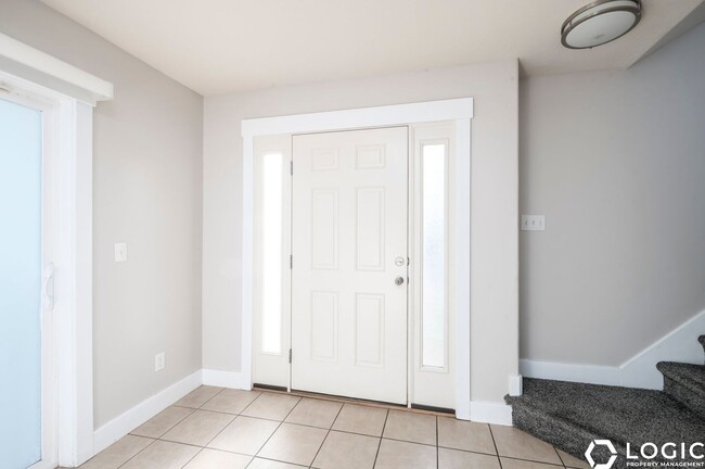Photo - 153 Monifieth Pl