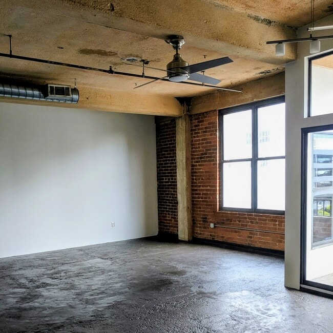 Photo - 95 Forsyth St SW Unidad 3C