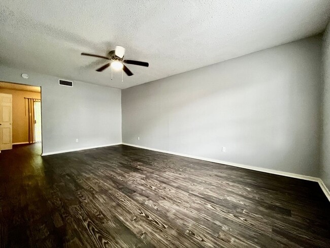 21 Powhatan Dr