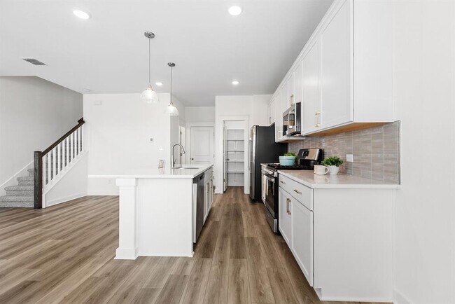 Photo - 120 Hartson Dr