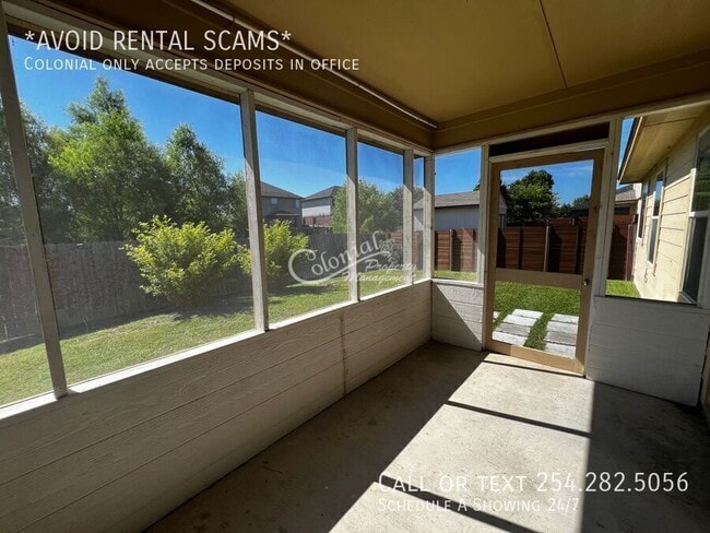 Photo - 5829 Huntington Dr