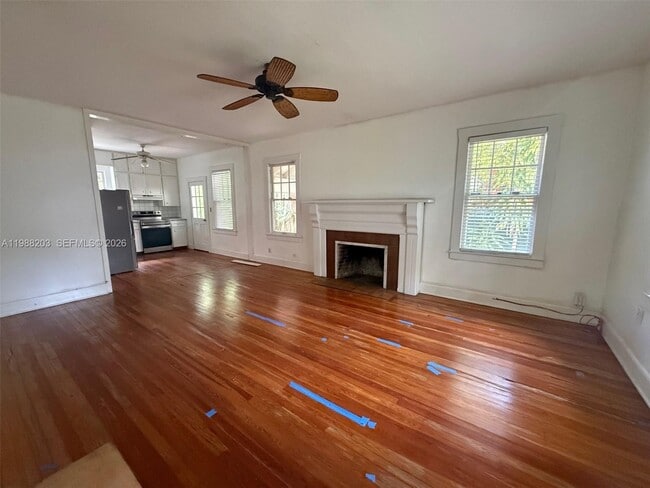 Photo - 3972 Loquat Ave