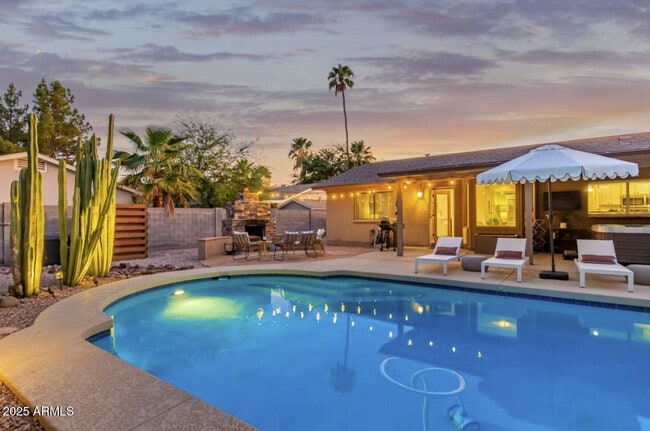 Photo - 15849 N 49th Pl