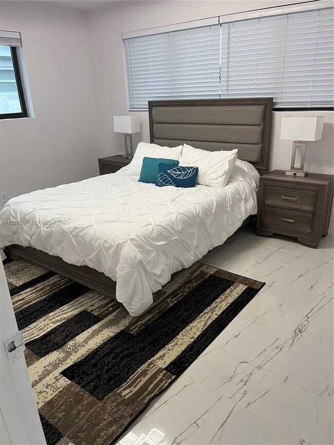 Photo - 39 SE 7th St