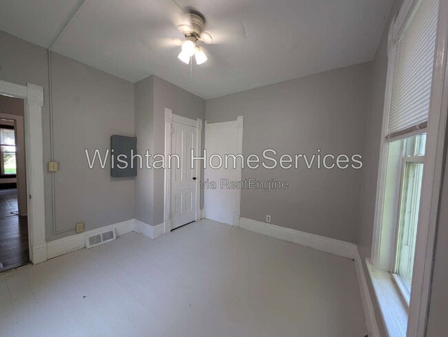 Photo - 448 W 3rd Ave Unidad 2