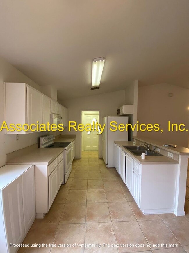 Photo - SUBLEASE 3bed/2bath located in the desirable Weatherly Community