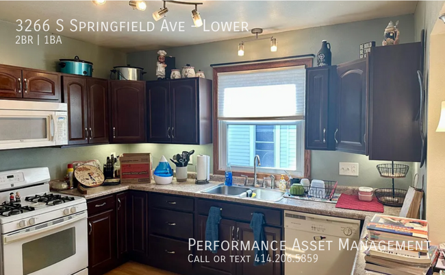 Bright 2-Bed Lower Unit Hardwood Floors, B... - Bright 2-Bed Lower Apartment Unit Hardwood Floors, B... Unit Lower