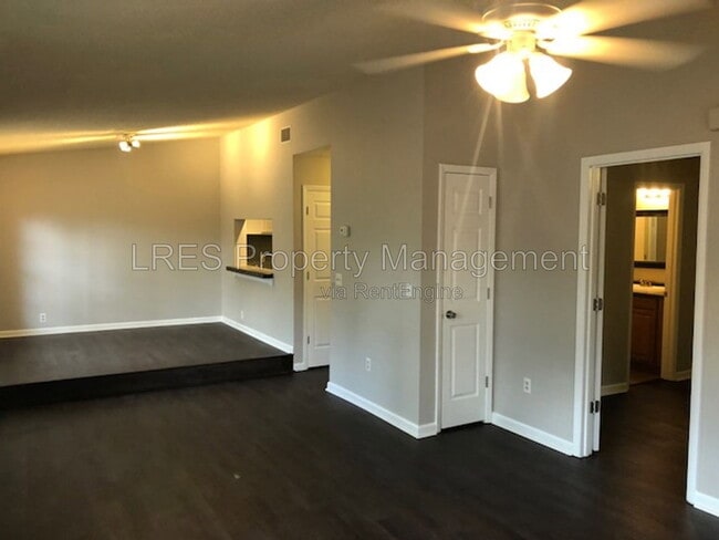 Photo - 1406 Northlake Dr Unit 1406