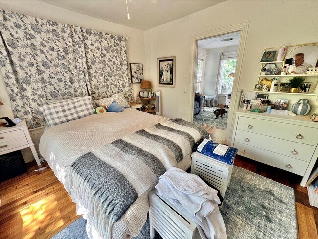 Photo - 626 Woodland St