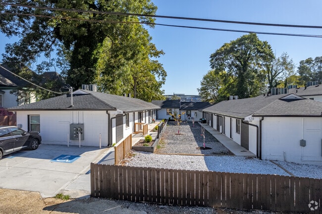 728 Formwalt St SW