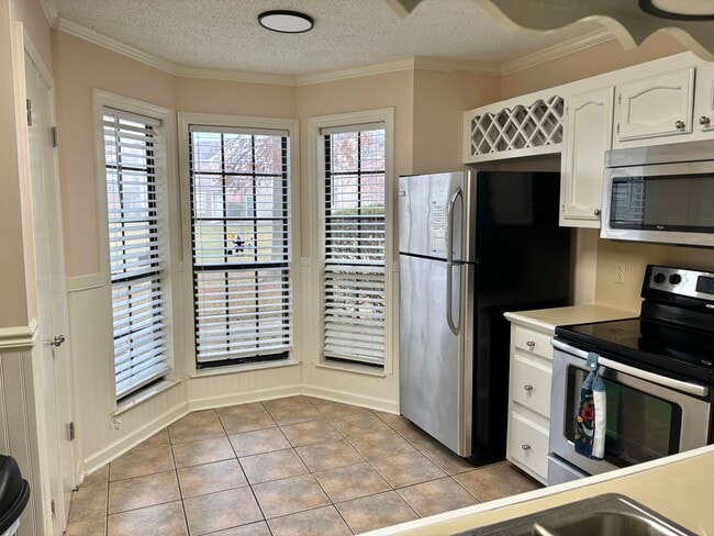 Photo - 9949 Siegen Ln