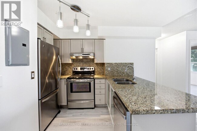 Photo - 33 Elm Dr W Unit 303