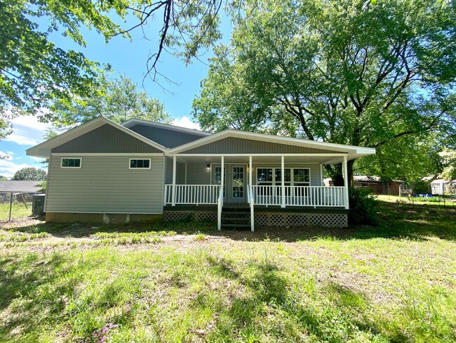 Photo - 3 Bedroom Home in Seneca, SC