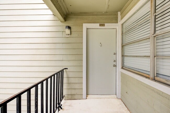 Photo - 6200 W Tidwell Rd Unit 2608