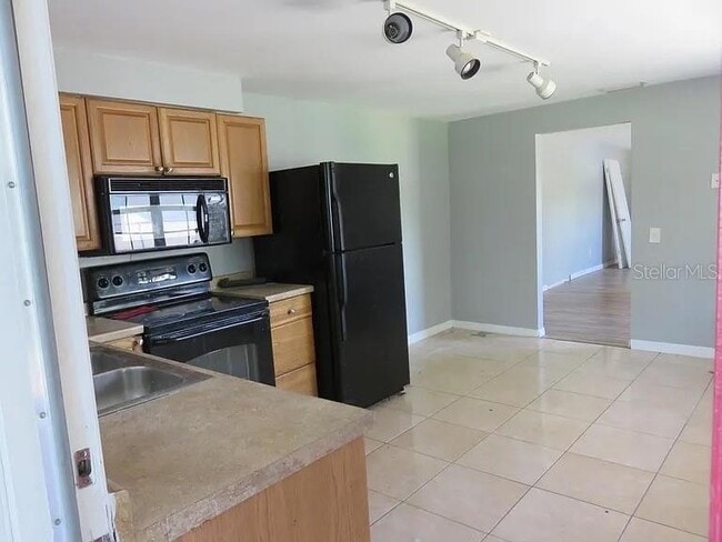 Photo - 1745 Dayton St S