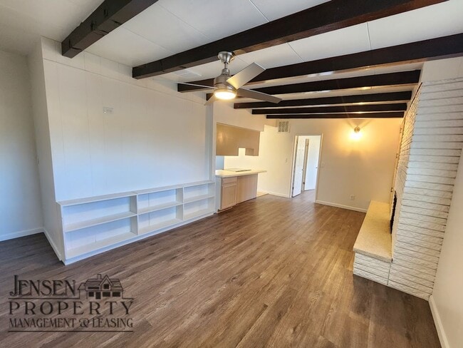 Photo - D2059 Unit D2059