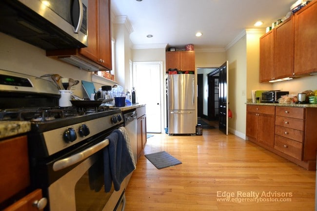 Photo - 4 Barstow St Unit 1m