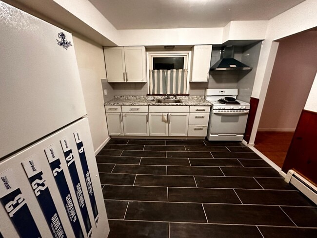 Photo - 21 Lindsley Ave