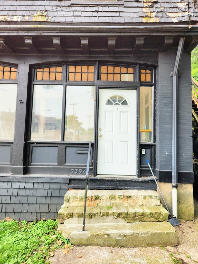 Building Photo - 5396 Stanton Ave Unit 1