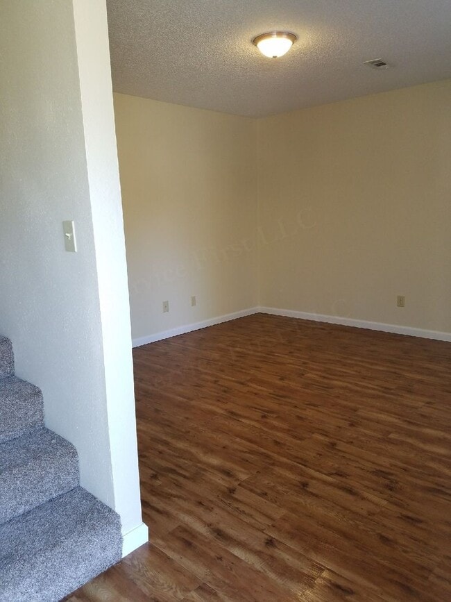 Photo - Dexter Grant Townhouses Unit 04