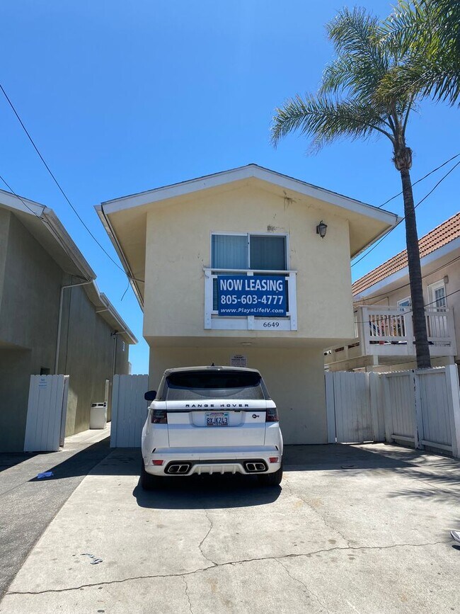 6649 Del Playa Dr Unidad 1