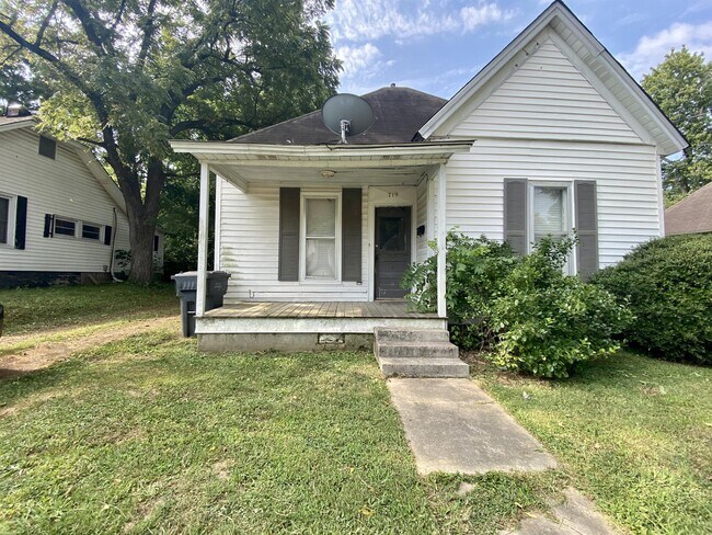 Photo - 719 W Jefferson Ave House