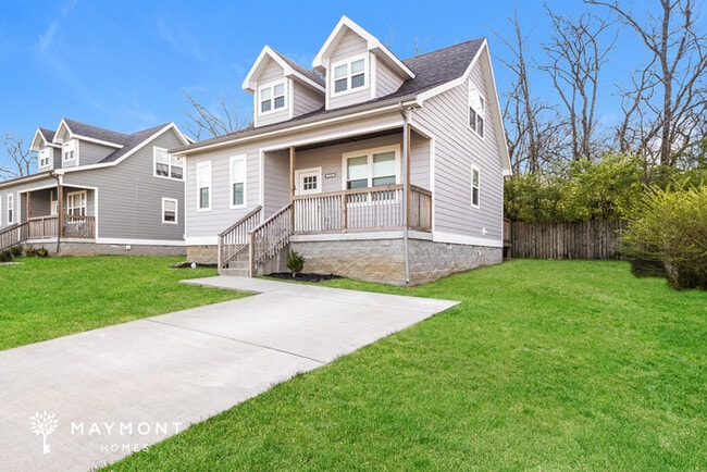 Photo - 2320 Franco Rd