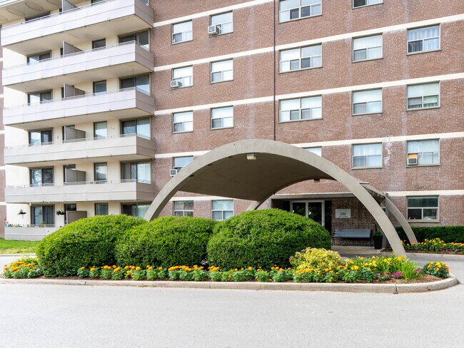 Photo - 230 Platt's Ln