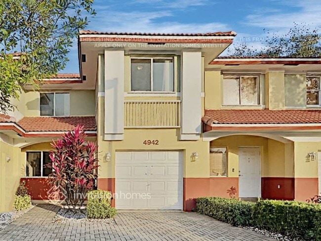 Building Photo - 4942 SW 66th Terrace