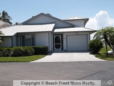 Building Photo - 3941 NE Breakwater Dr Rental