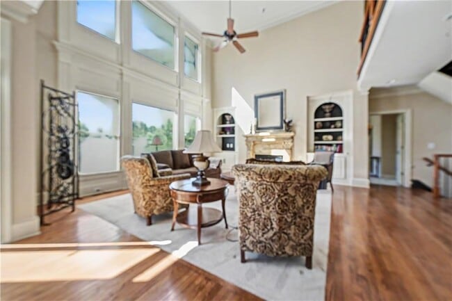 Photo - 4026 Palisades Main