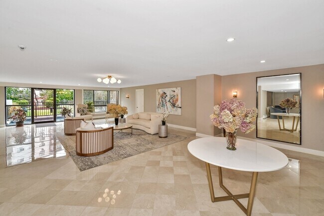 Photo - 125 Coolidge Ave Unit 308