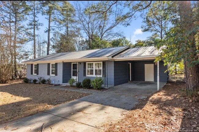 Photo - 216 Treadway Ct