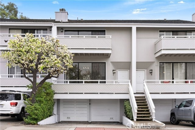 Building Photo - 3 Kamalii Ct Unit 276