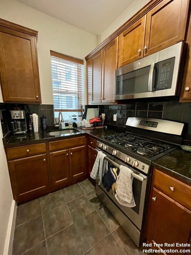 Photo - 1564 Commonwealth Ave Unit 5