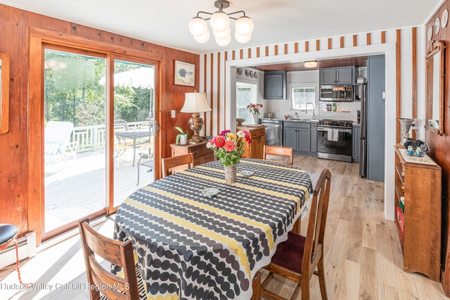 Photo - 16 Bakertown Rd