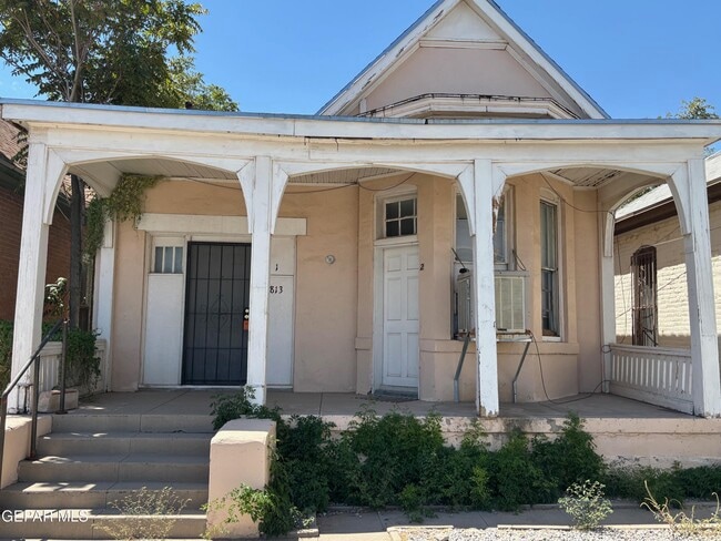 Building Photo - 813 N Virginia St Unit 2