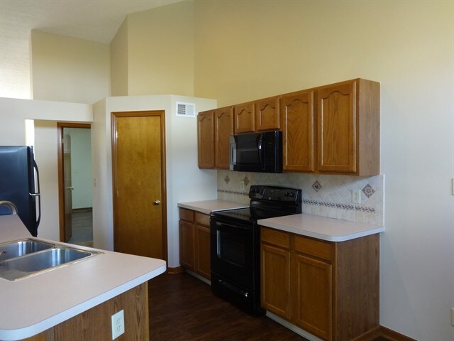 Photo - 945 Dianthus Ct Casa