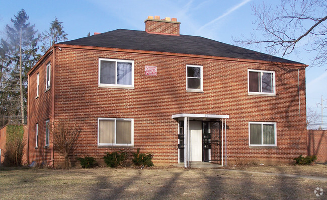 Building Photo - 89 North Hampton Road Rental