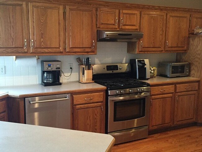 Photo - Charming 3 beds 2.5 bath in Kansas City! House