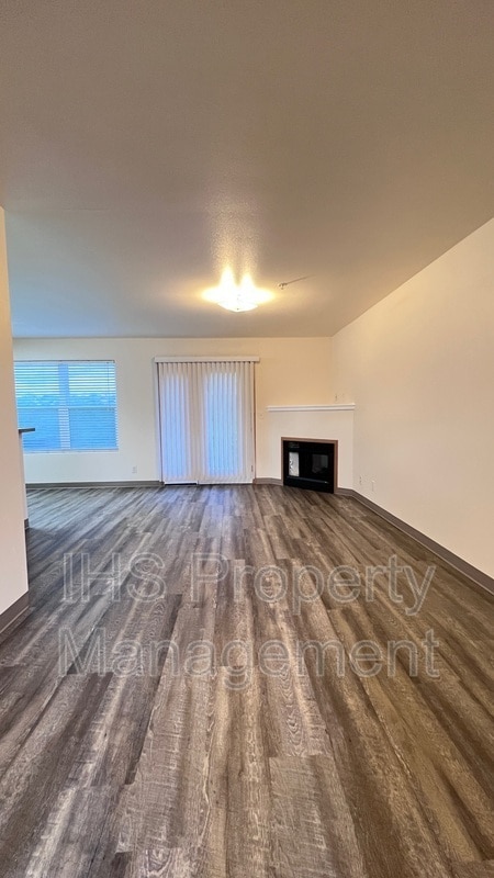 Photo - 6305 Chapel Hill Blvd Unit H101