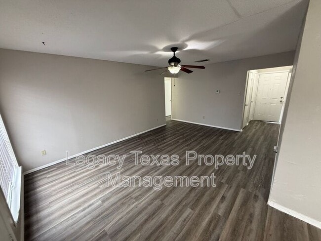 Photo - 110 Glen Rose Ave