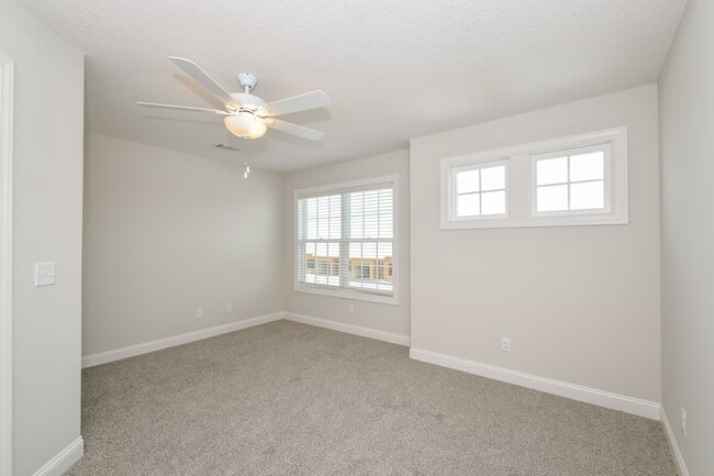 1157 Walker Point Wy