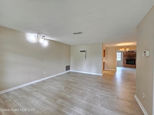 Photo - 2640 Dutton Dr