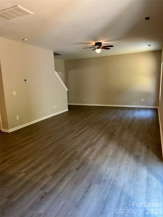 Photo - 937 Joselynn Drive
