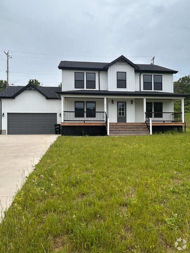 Building Photo - 215 Linwood Dr Rental