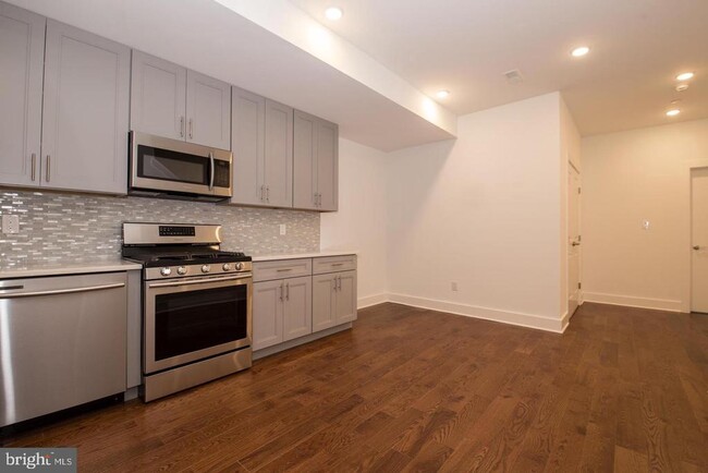 Photo - 1956 N 8th St Unit 2